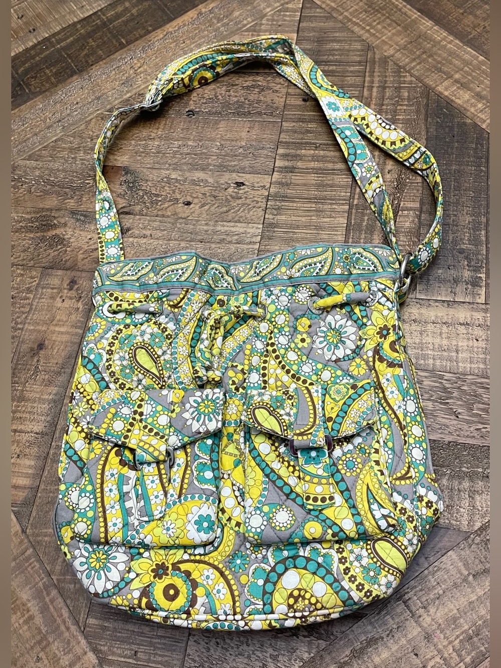 Vera Bradley "Emma" Cinch Tote / Crossbody Bag retired "Lemon Parfait" pattern